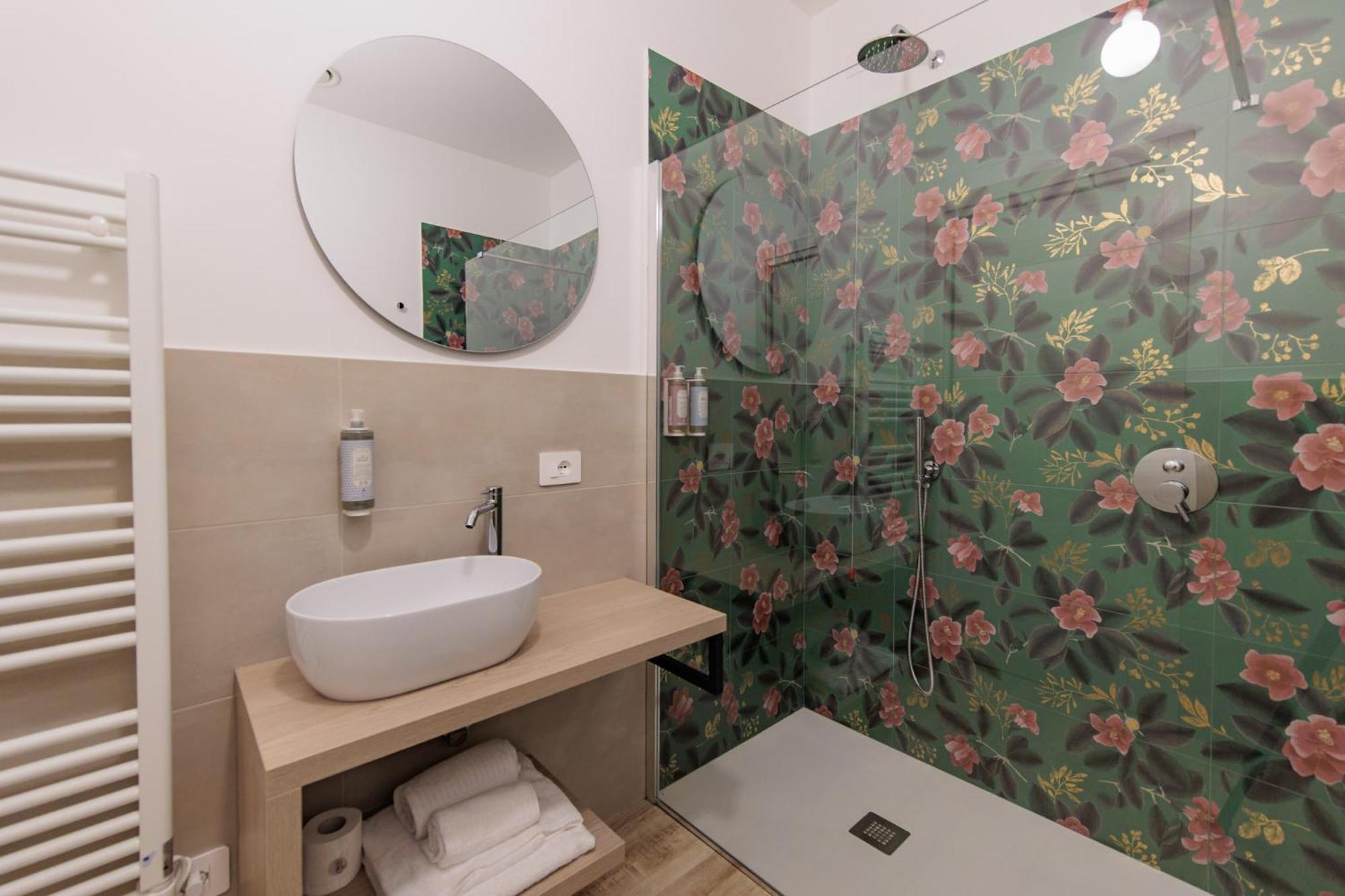 Ophelia Hotel Cazzago San Martino Exterior foto
